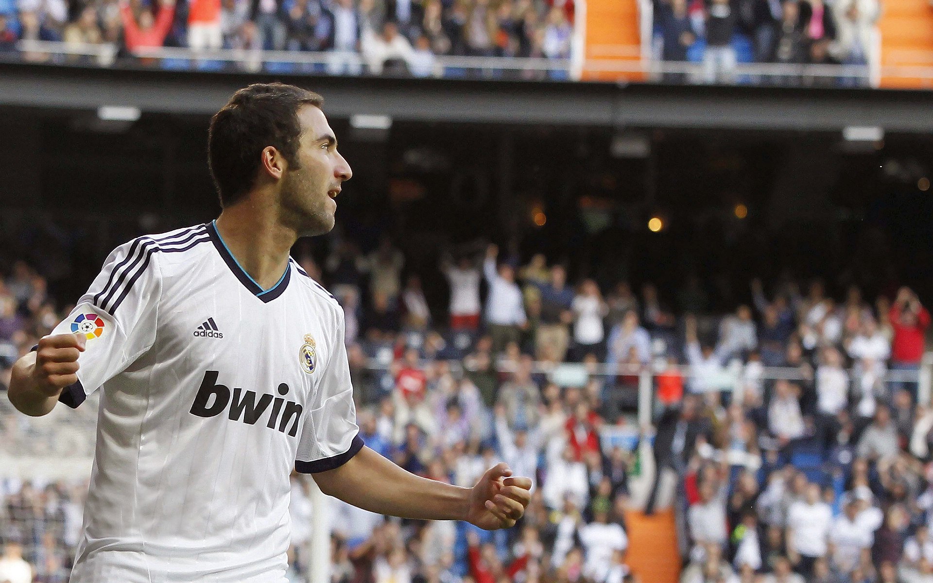 比尔这赛季稳得离谱，每场都有惊喜表现，比尔进过几次季后赛